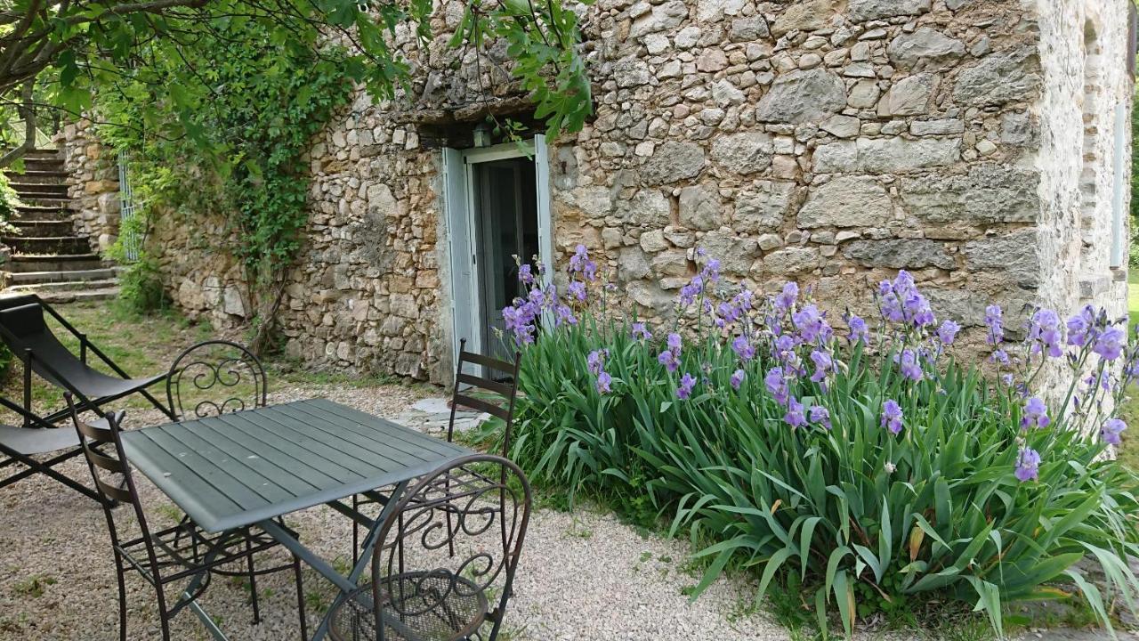 Gite En Cevennes Du Sud, Bergerie Restauree Au Rez De Jardin D'Une Bastide Avec Piscine, Vue Exceptionnelle, Authenticite Et Confort Saint-Laurent-le-Minier Exterior foto