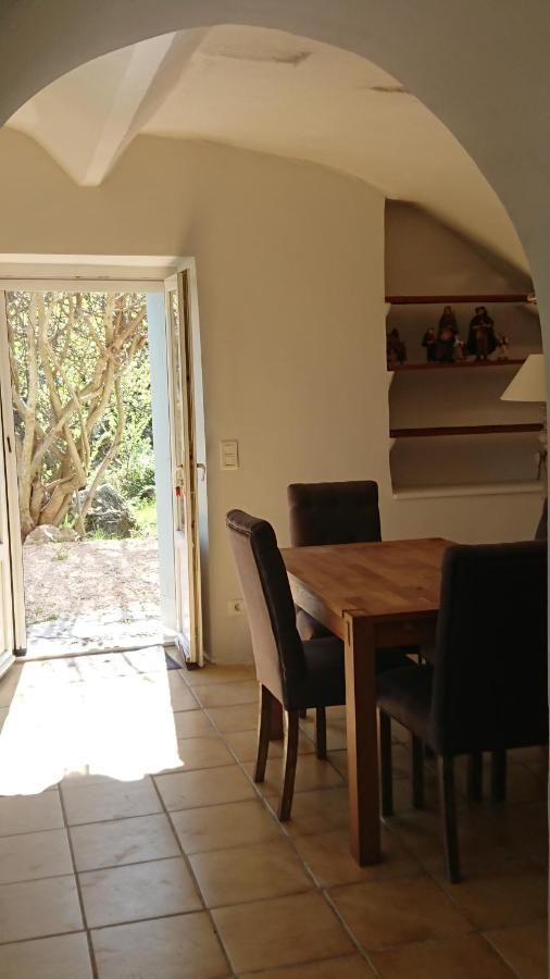 Gite En Cevennes Du Sud, Bergerie Restauree Au Rez De Jardin D'Une Bastide Avec Piscine, Vue Exceptionnelle, Authenticite Et Confort Saint-Laurent-le-Minier Exterior foto